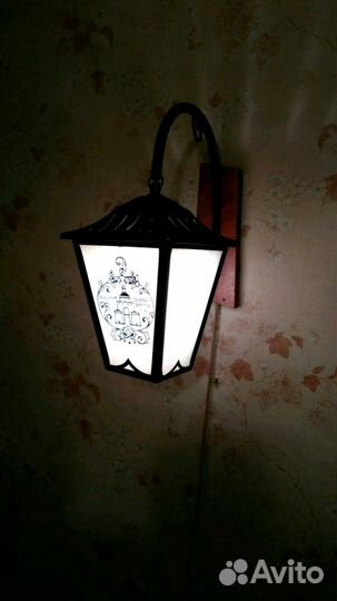 Светильник настенный