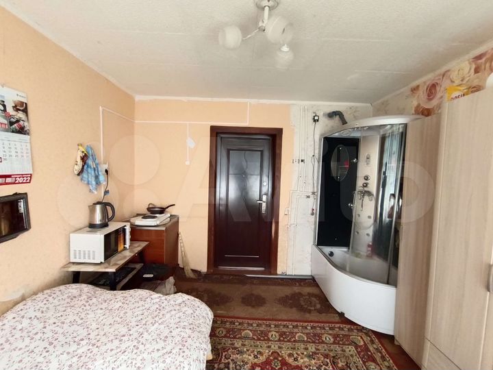 Комната 12 м² в 9-к., 2/5 эт.