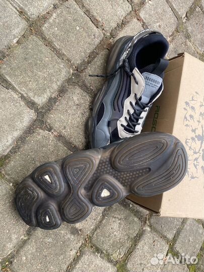 Кроссовки мужские. р-44