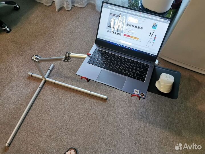 Стойка для ноутбука универсальная, гибкая, напольн