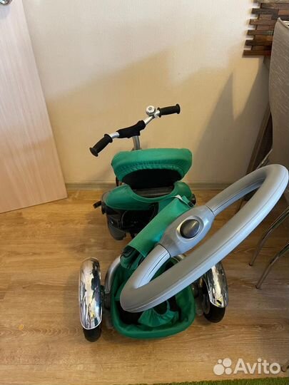 Трехколесный велосипед с родительской ручкой