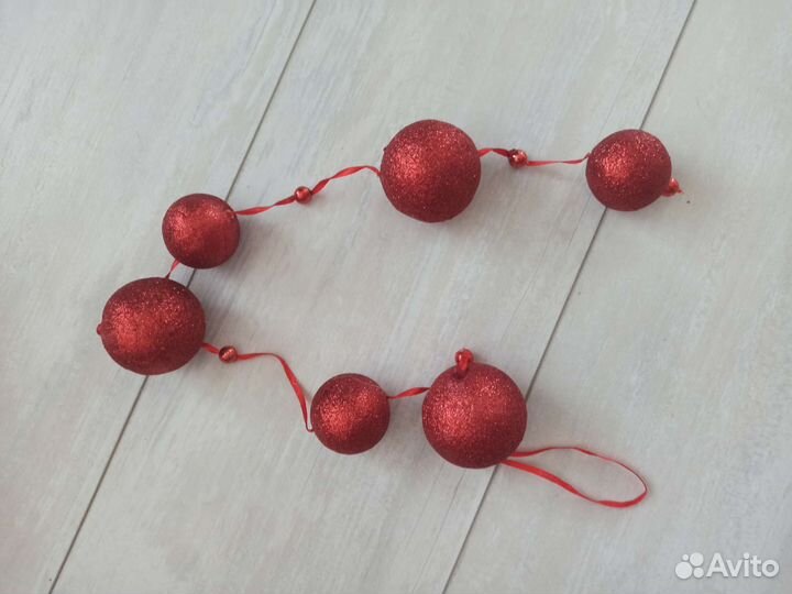 Новогодние игрушки