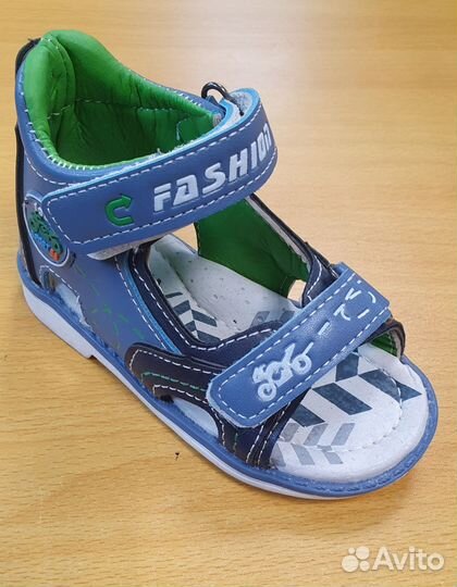 Сандалии для мальчика 21: 22 размеры
