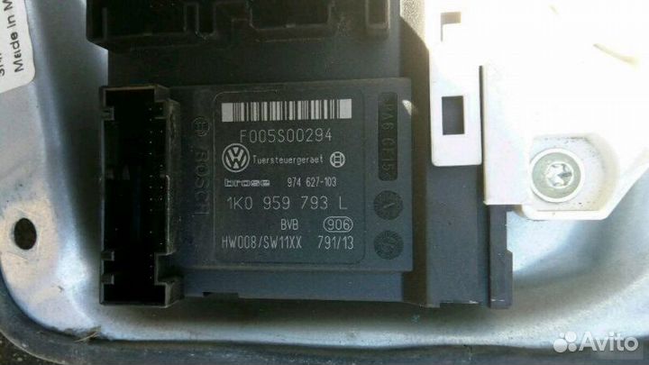 Мотор стеклоподъемника Skoda