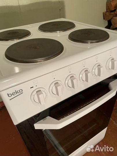 Плита электрическая beko CS8 48100 GW