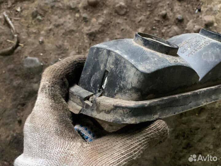 Поворотник левый нива 2121