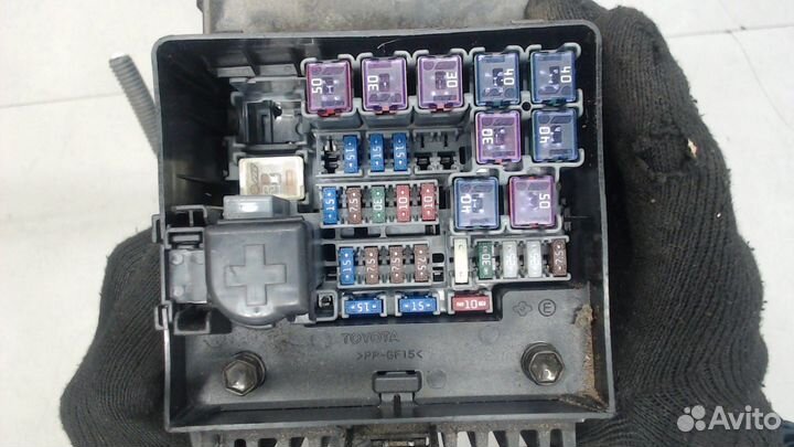 Блок предохранителей Lexus RX, 2006