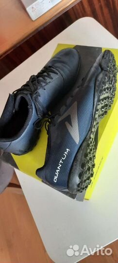 Футбольные бутсы