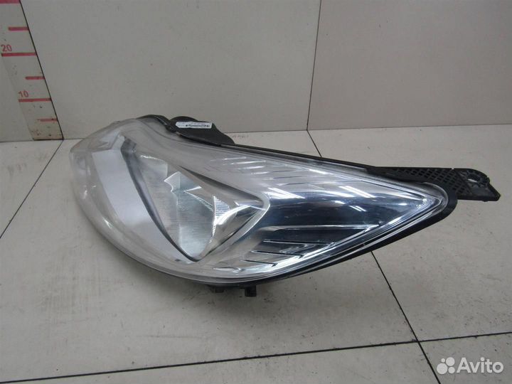 Фара левая Ford Focus III 2011-нв