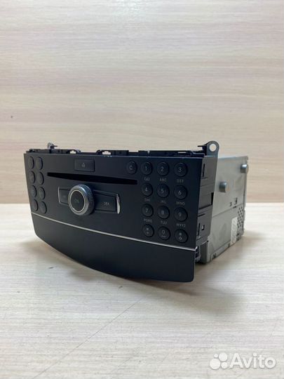 Магнитола Mercedes W204 C-klass