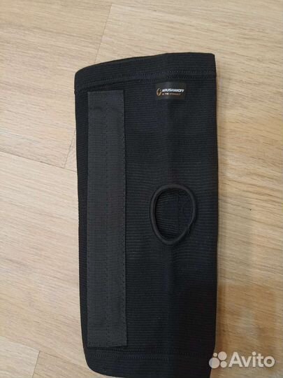 Наколенник ортопедический