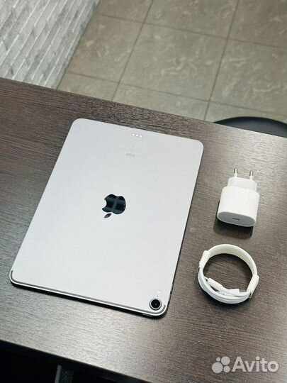 Хороший iPad Pro 11 256gb WiFi Оригинал