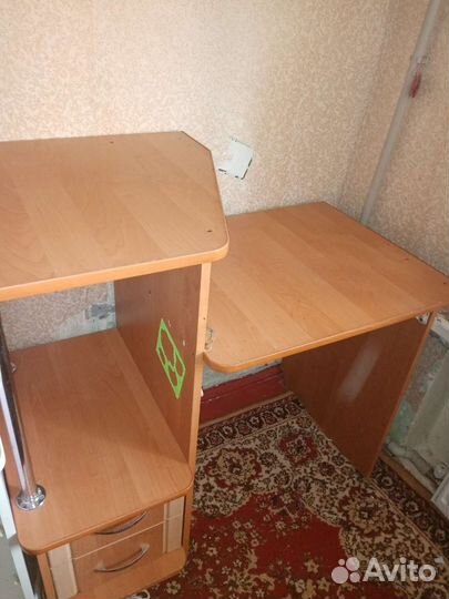 Компьютерный стол