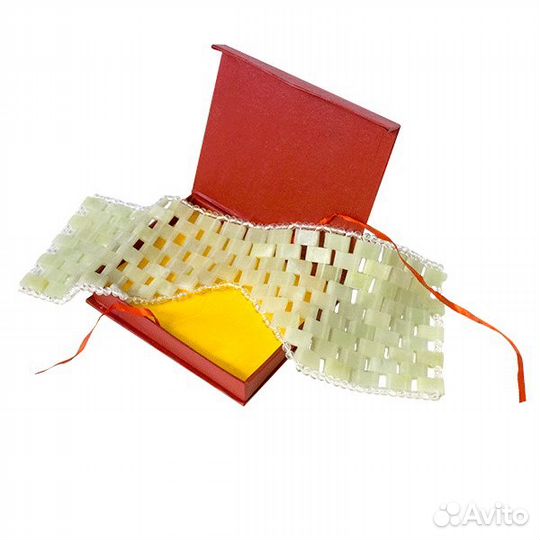 Нефритовая маска