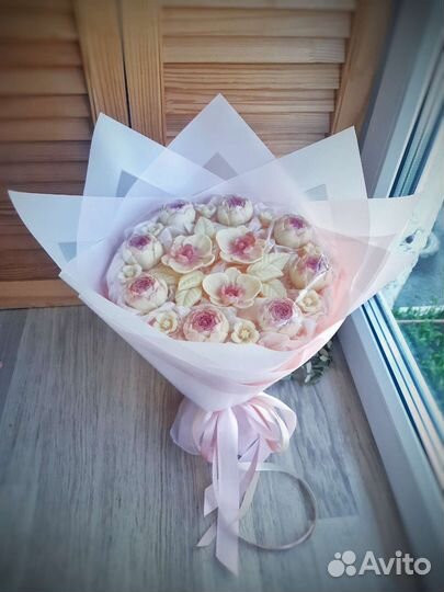 Шоколадные наборы и букеты (съедобные букеты)