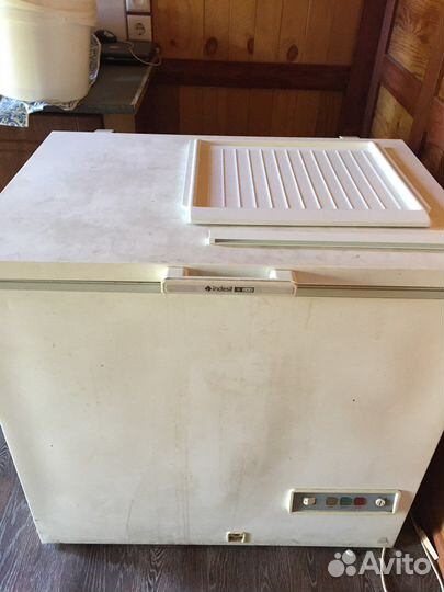 Холодильный ларь с крышкой бу