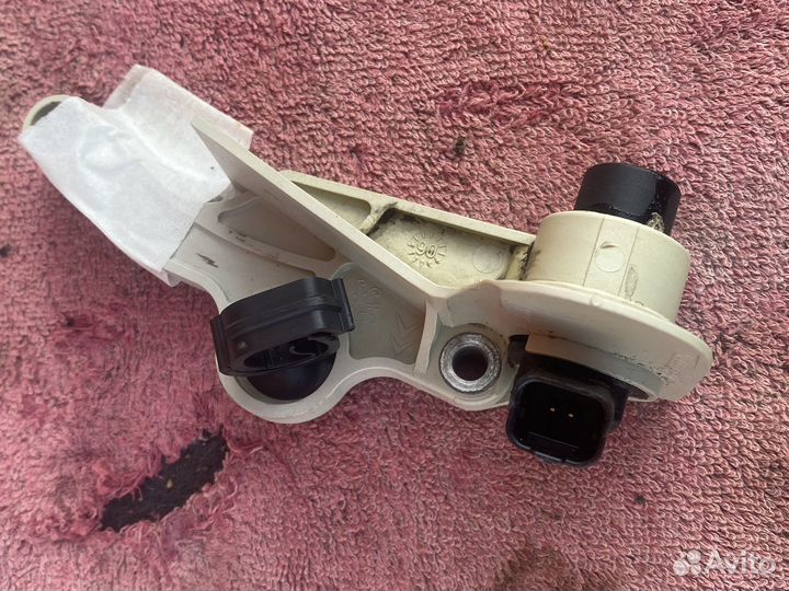 Датчик коленвала двигателя NFU 1.6