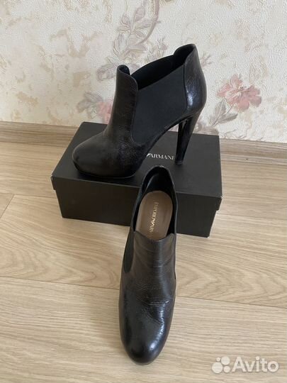 Ботильоны Emporio Armani