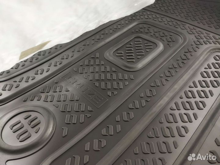 Ковер в багажник Chevrolet Cruze TPV черный