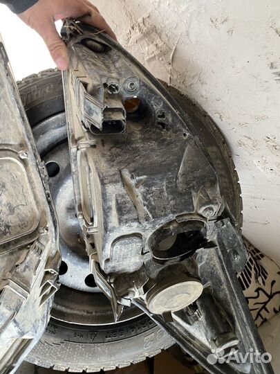 Фары на форд фокус 2