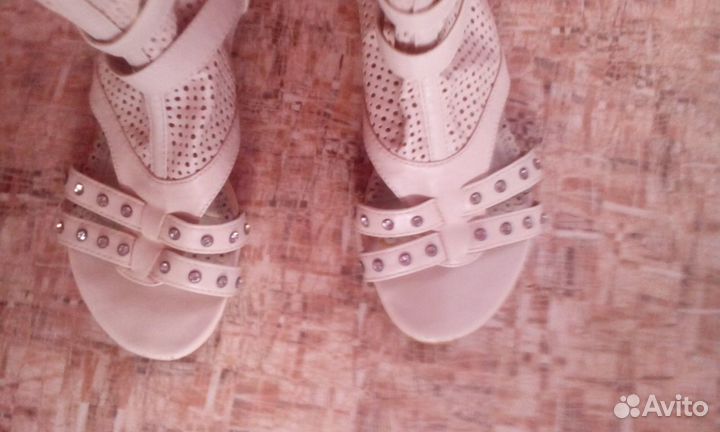 Обувь женская