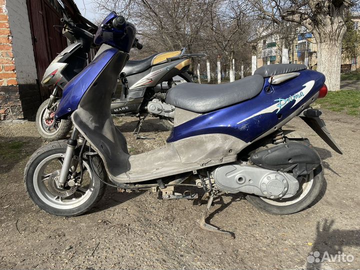Скутер hyosung Prima SF50