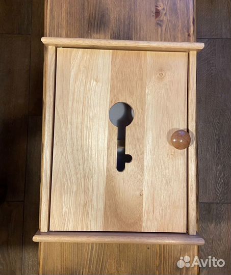 Ключница настенная