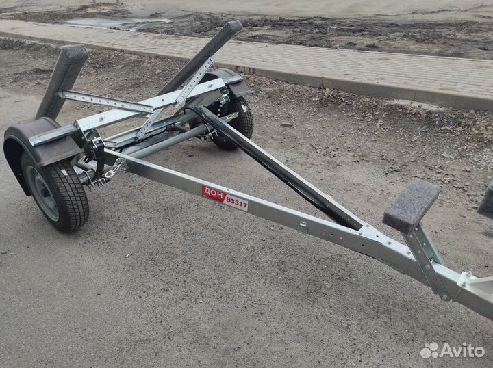 Самосвальный прицеп Тавиалс для лодки пвх