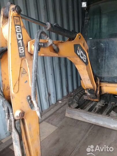 Мини-экскаватор JCB 8018, 2013