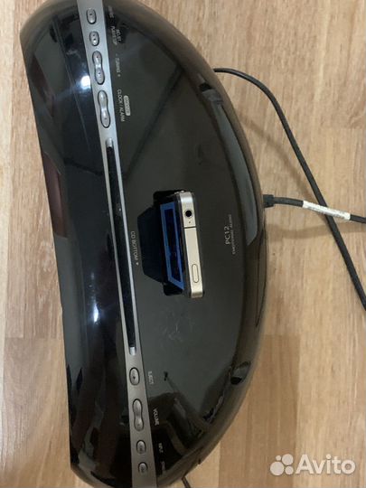 Могнитола LG PC12 станция iPhone / iPod