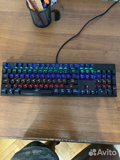 Механическая клавиатура oklick 940G