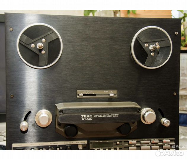 Катушечный магнитофон teac X-1000