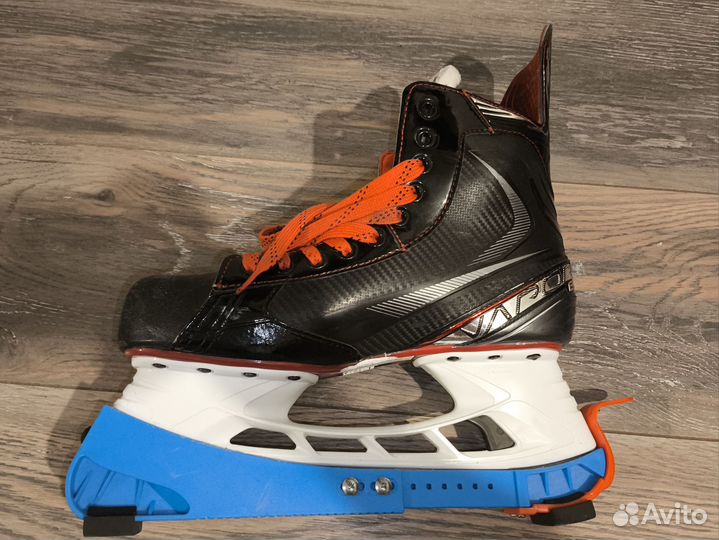 Коньки хоккейные 44 размер взрослые с щитками