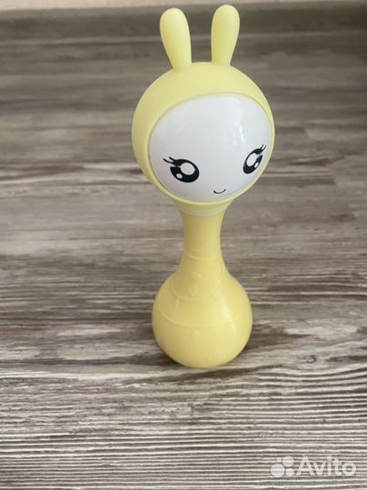 Умный зайка alilo