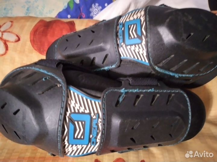 Мото защита шеи, наколенники, налокотники