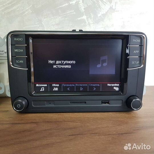 Штатная магнитола Volkswagen RCD370 PRO (330 340)