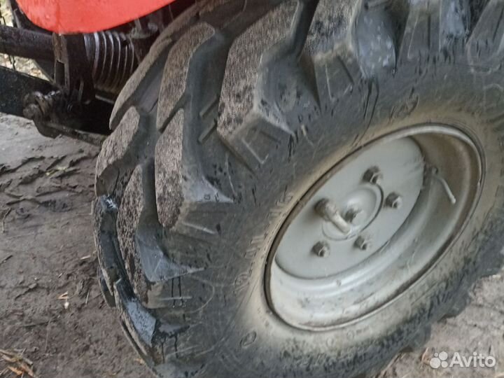 Трактор МТЗ (Беларус) 320, 2011