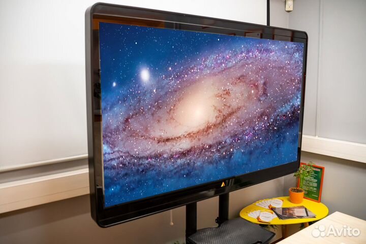 Интерактивная панель InVolt