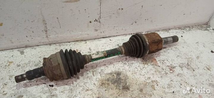 Привод передний правый