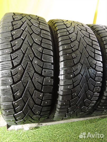 Gislaved NordFrost 100 215/60 R16