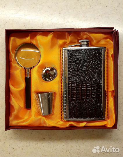 Набор с флягой подарочный