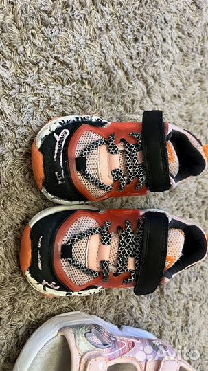 Кроссовки сандалии пакетом