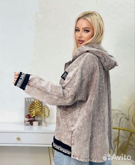 Куртка женская 70р