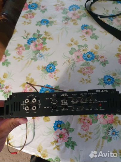 Сабвуфер Sony с усилителем