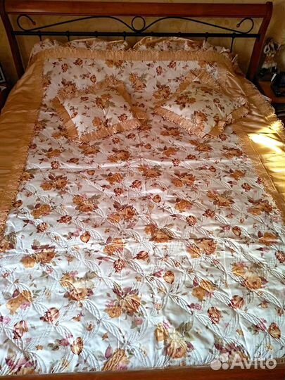 Покрывало новое Евро (комплект для спальни)