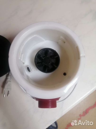 Блендер стационарный Sinbo, бу