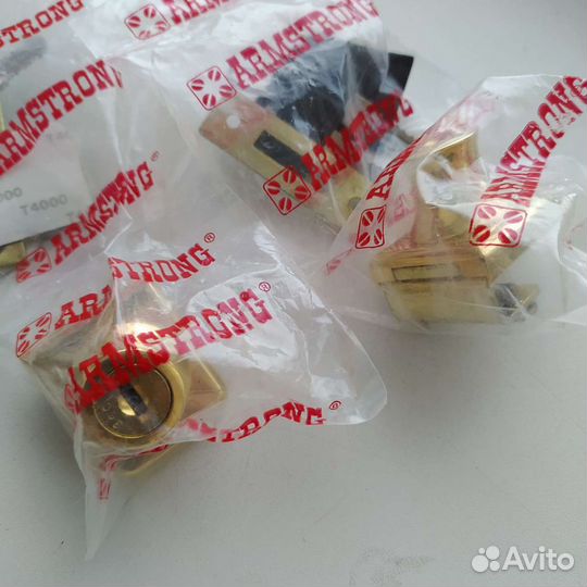 Замок мебельный. Армстронг. Италия