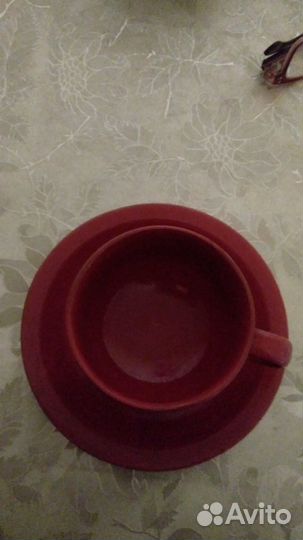 6 пар чашек с блюдцами керамика Югославия