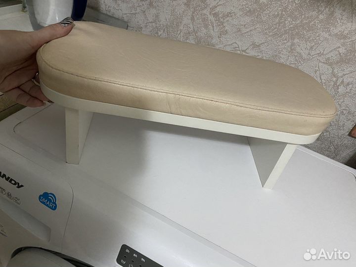 Подставка для рук маникюр