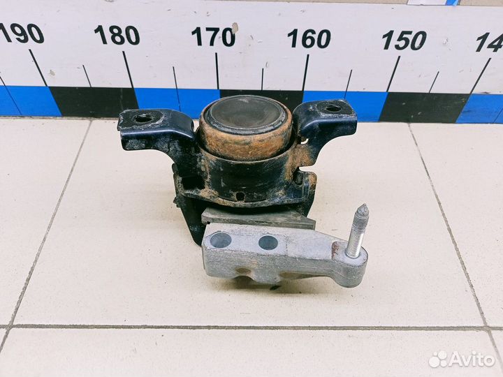 Опора двигателя правая RAV 4 2013